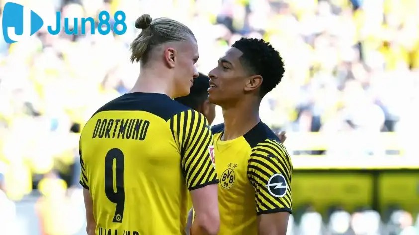 Bellingham và Haaland có mối quan hệ thân thiết khi cả hai từng là đồng đội tại Dortmund (Ảnh: Bundesliga). Bellingham và Haaland có mối quan hệ thân thiết khi cả hai từng là đồng đội tại Dortmund (Ảnh: Bundesliga).
